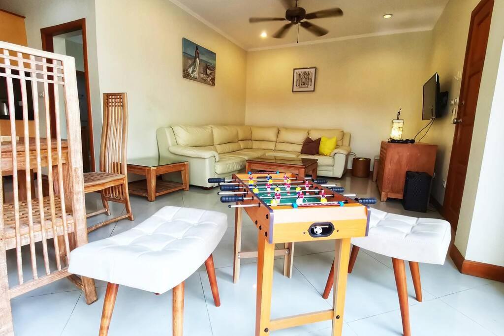 Anb Poolvilla 3Br Walk Private Beach In Pratamnak Pattaya Exteriör bild